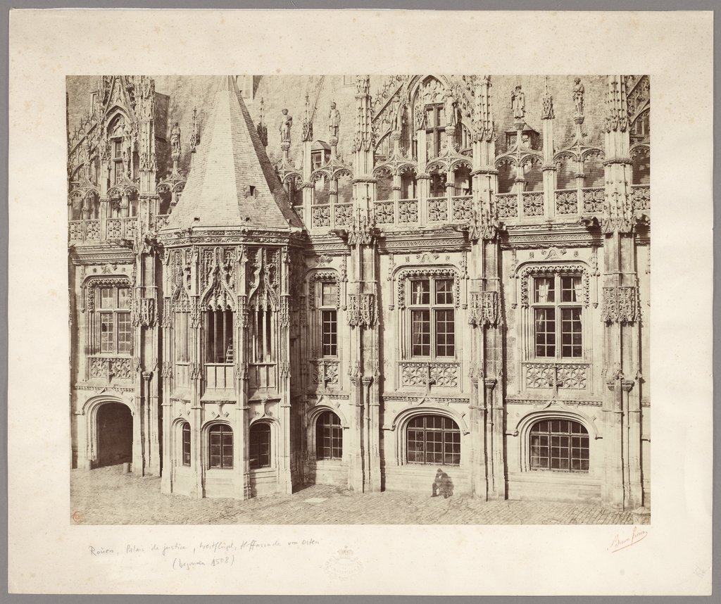 Rouen, Palais de Justice: Hoffassade des Westflügels, Bisson Frères
