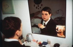Siobhan in My Mirror, Berlin