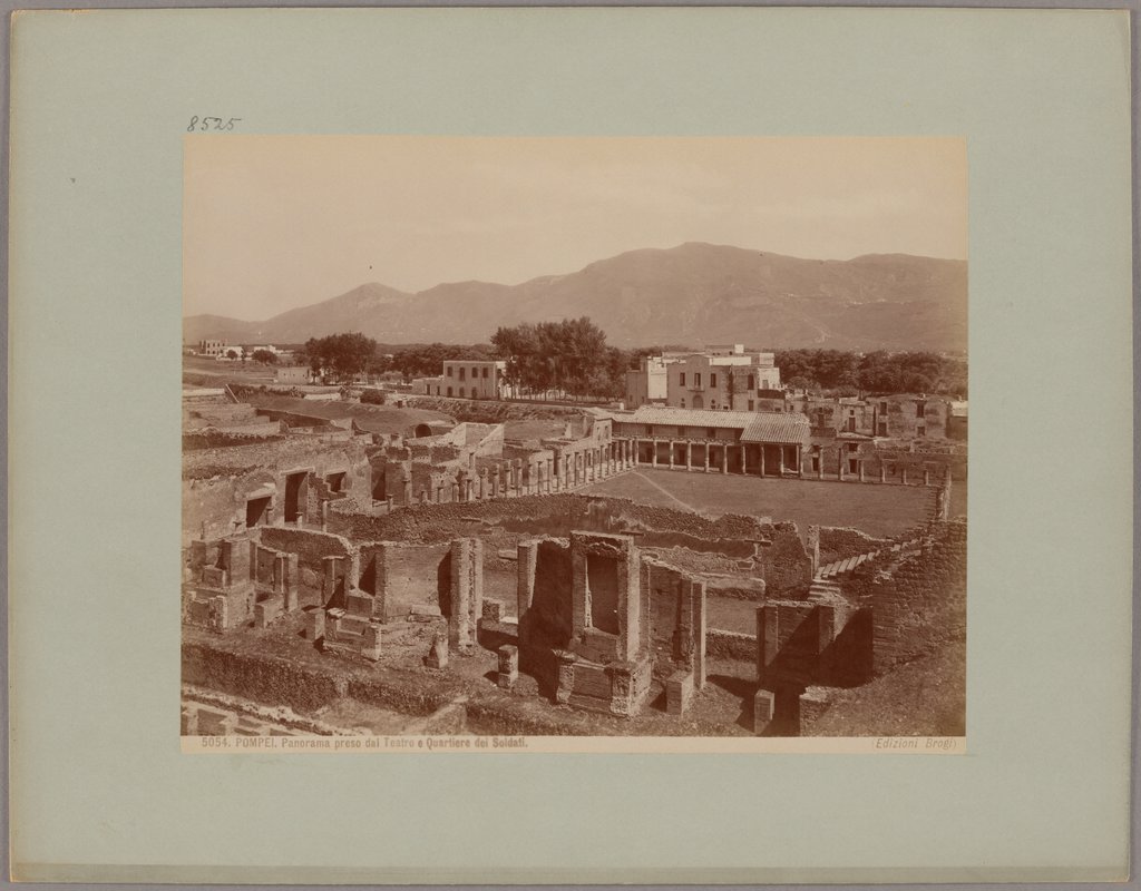 Pompei: Panorama preso dal Teatro e Quartiere dei Soldati, No. 5054, Giacomo Brogi