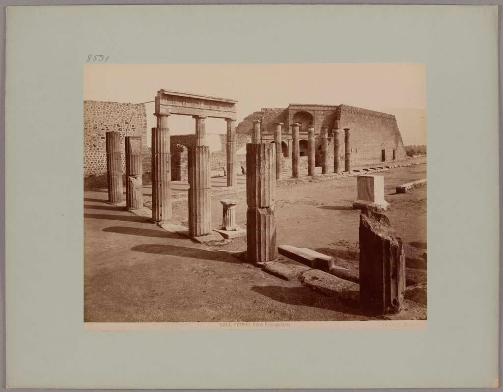 Pompei: Foro Triangolore, No. 5044, Giacomo Brogi