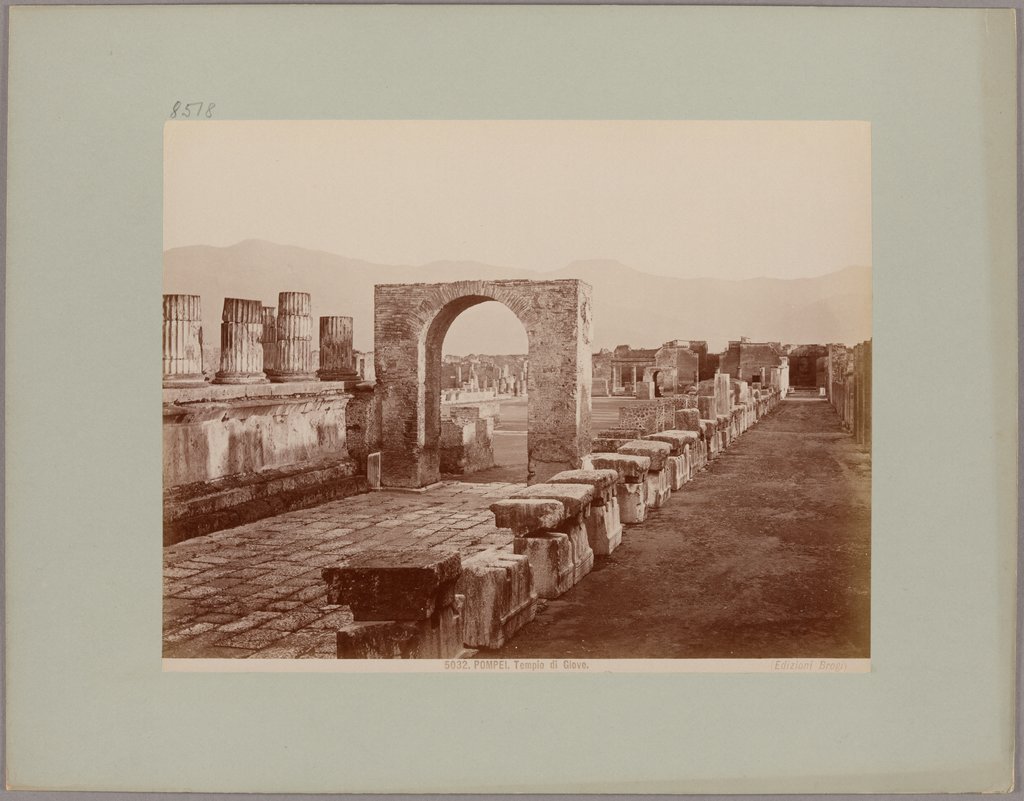 Pompei: Tempio di Giove, No. 5032, Giacomo Brogi