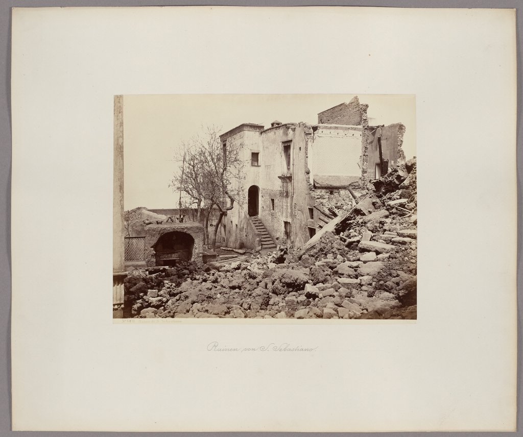 Neapel: Ruinen in San Sebastiano al Vesuvio, Giorgio Sommer;   zugeschrieben