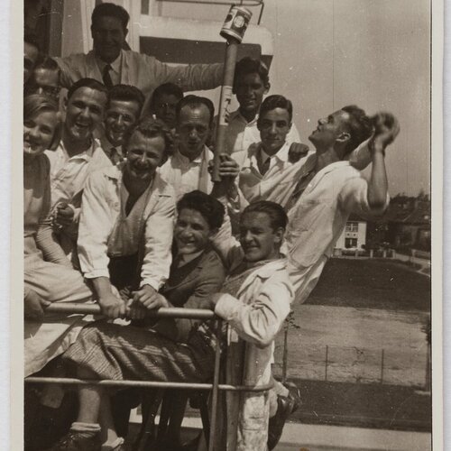 Students on a balcony of the Studio Building, from the series 'Bauhaus Heads'., Fritz Schreiber