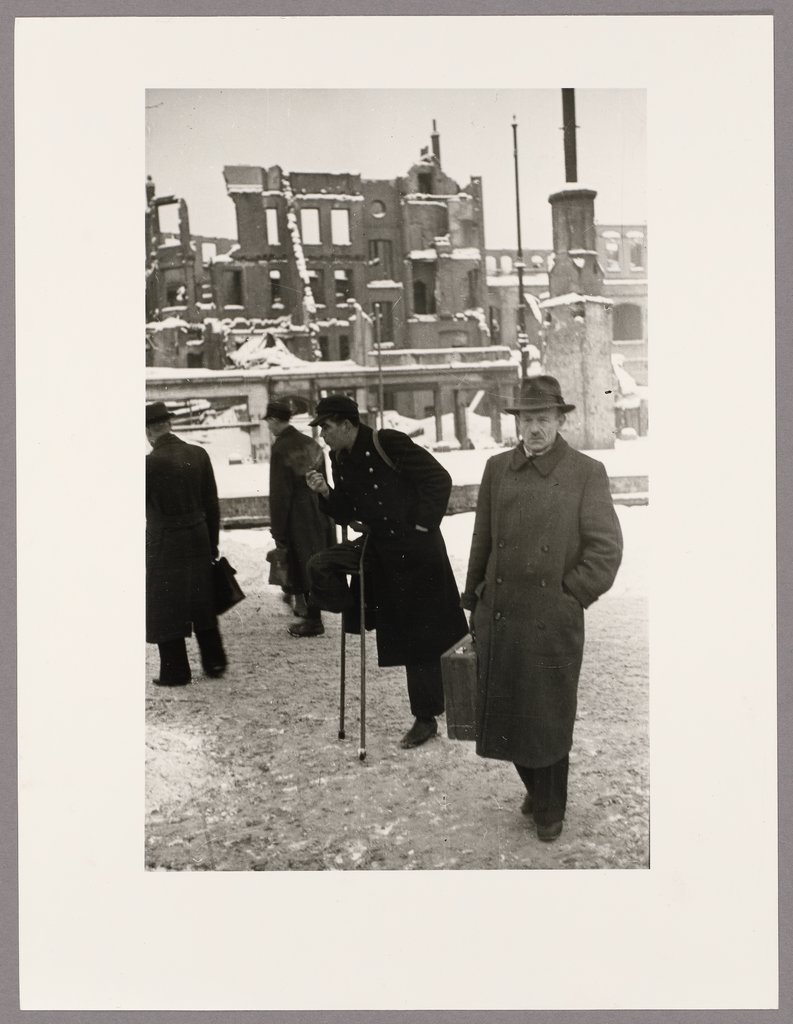 Trümmer in Hannover, Januar 1947, Umbo