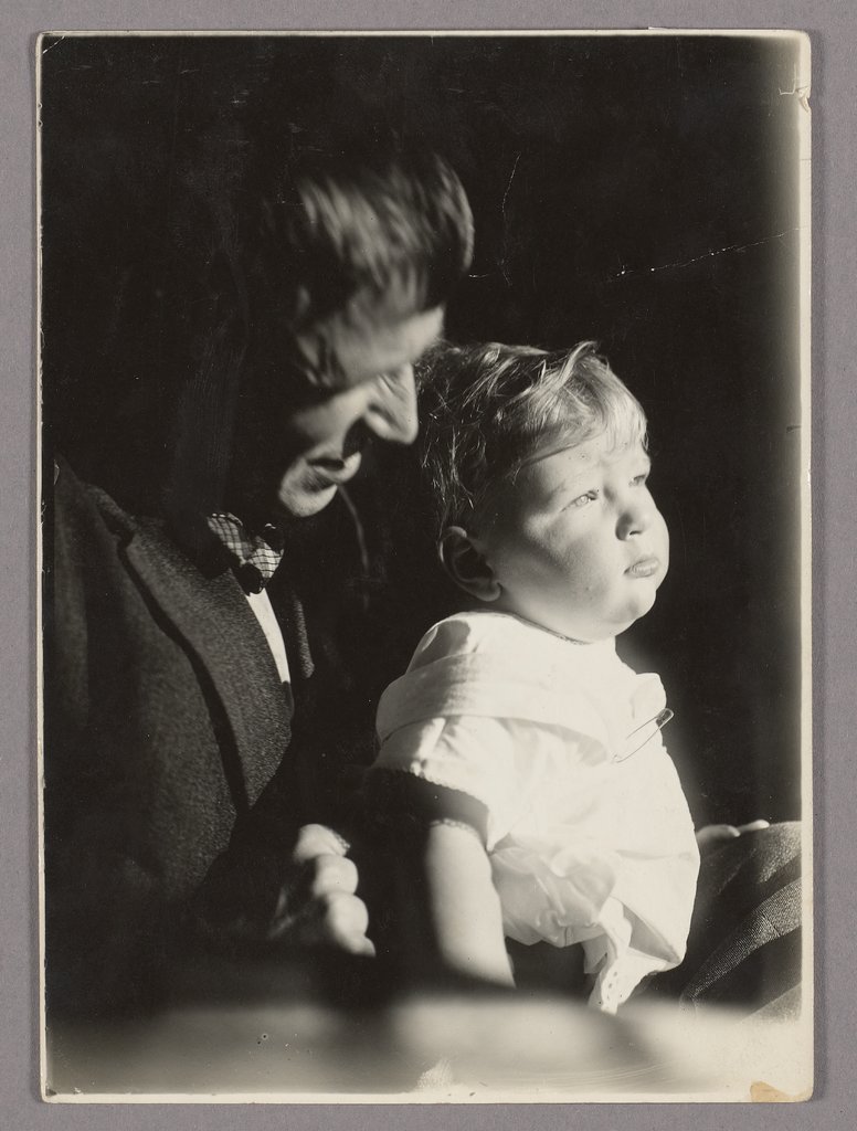 Portrait of the painter Otto Dix and his son Ursus, Martha Dix;   attributed
